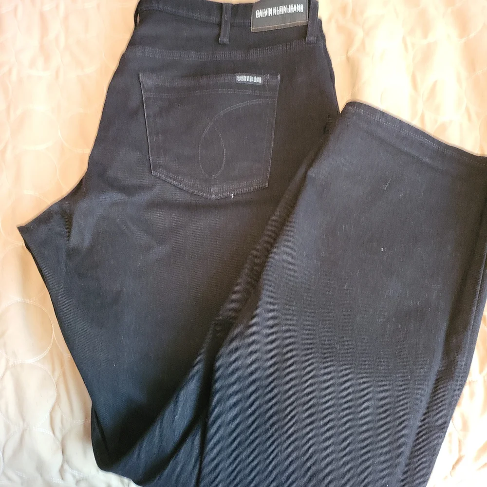 Jeans - Picture 3 of 7